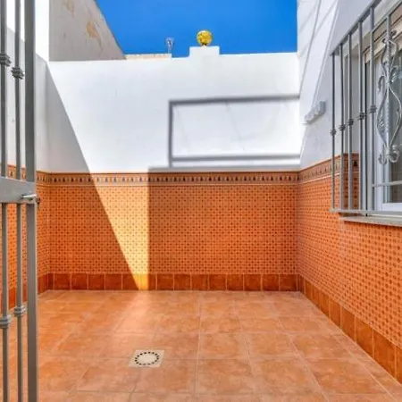 شقة Unit In - 2 Bedrooms - 2 Beds - فوينخيرولا